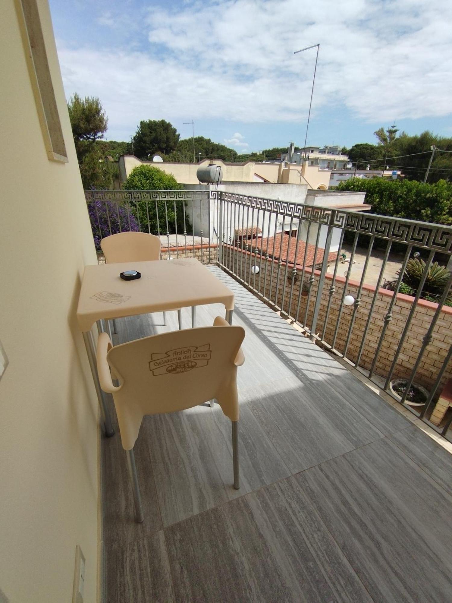 Dolcesosta B&B Marina Di Pulsano Værelse billede